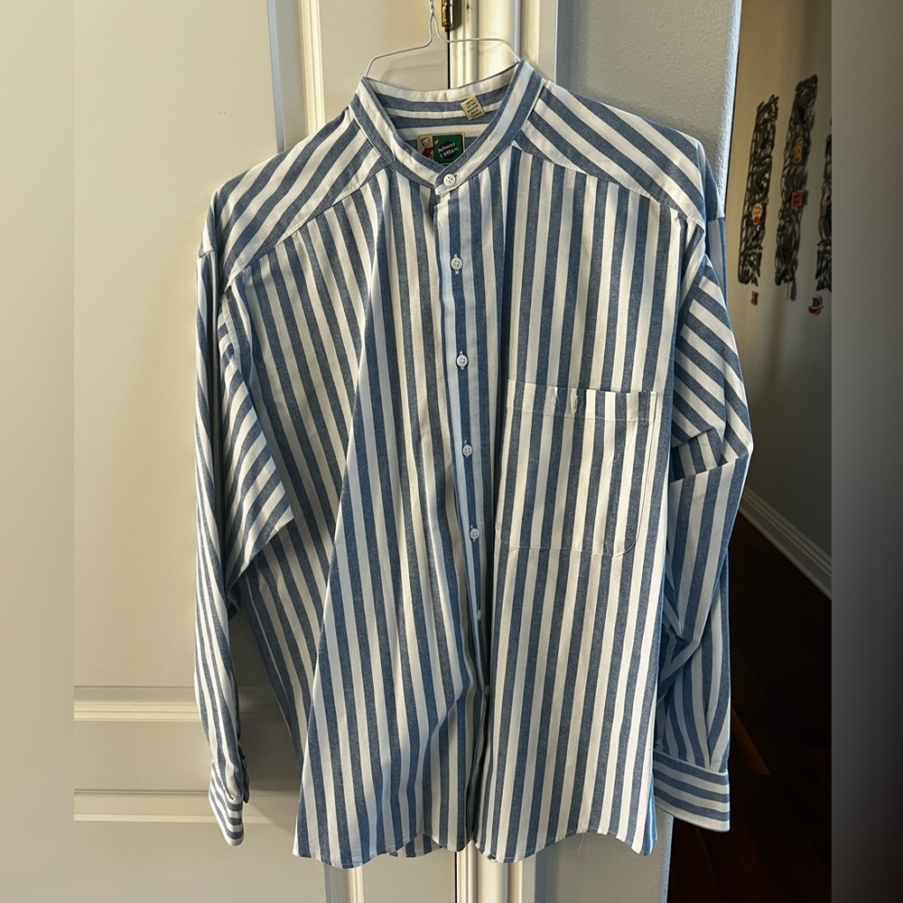CLEARANCE Men’s Medium Blue & White Button Down Shirt Johnny Cotton